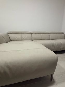 Light Gray Leather Sectional Sofa with Chaise