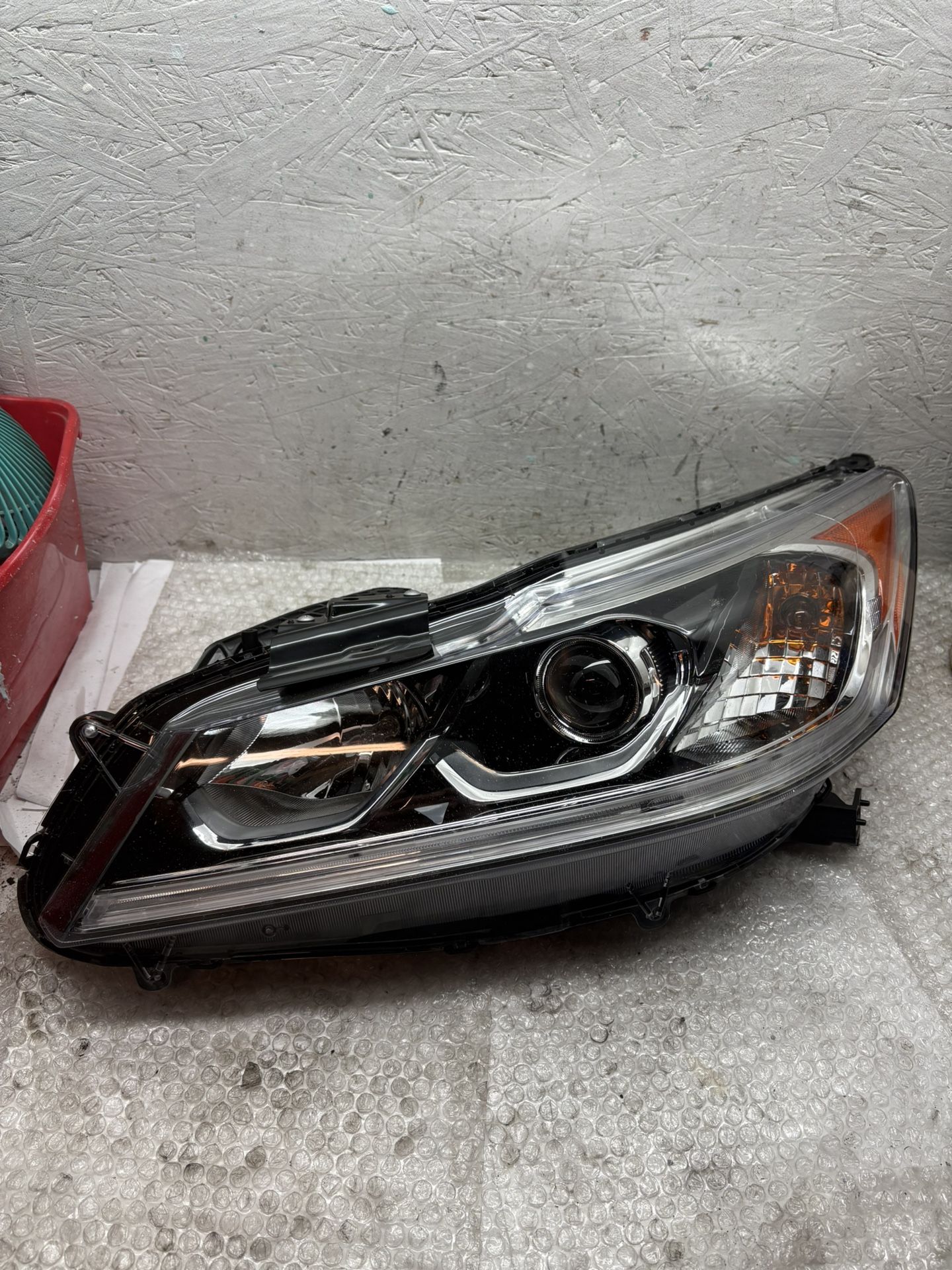 2013-2015 Honda Accord 4dr Left Headlight Aftermarket