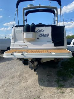 2002 Rinker Fiesta Vee 270