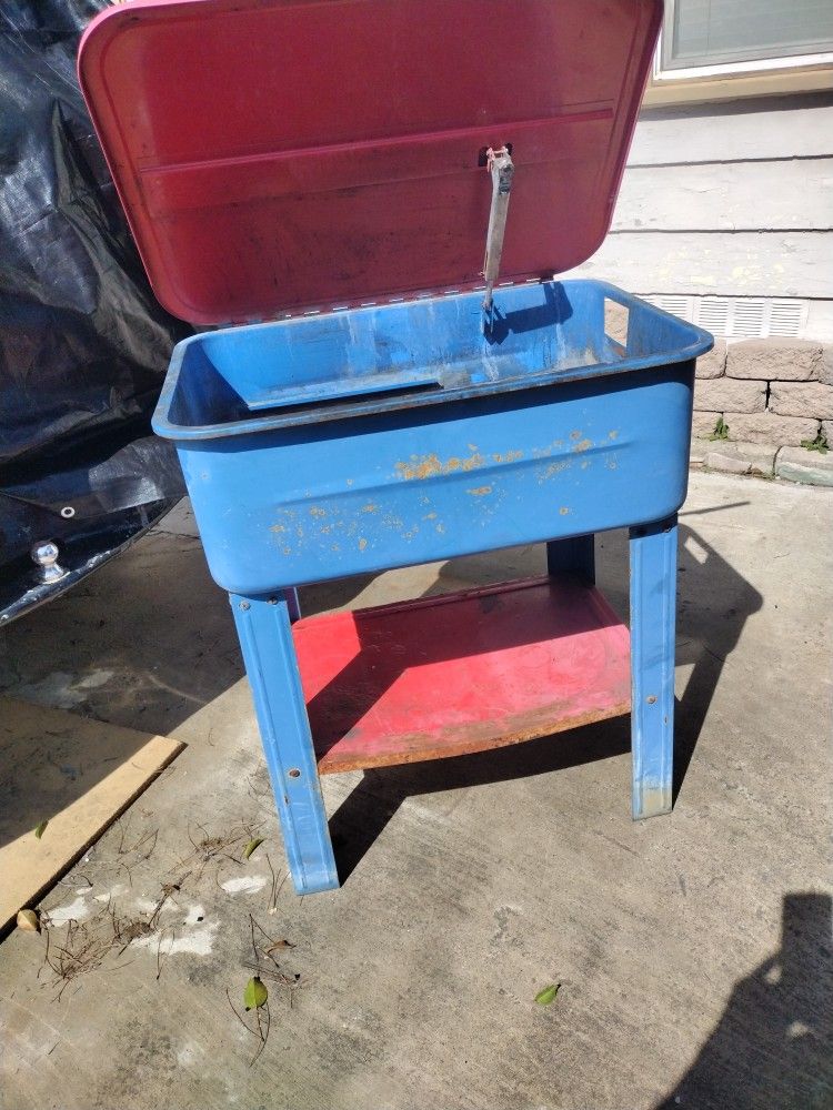 Harbor Freight Parts Washer for Sale in La Mesa, CA OfferUp