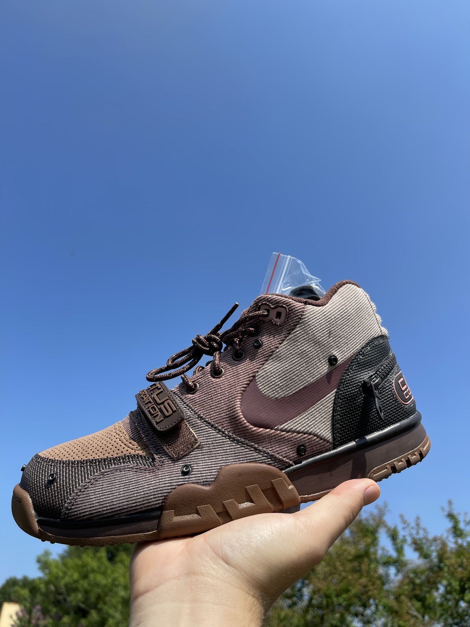 Travis Scott Nike Air Trainer Size