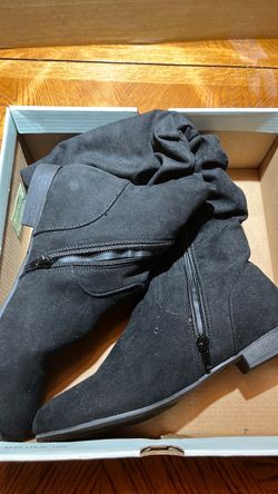 Black boots