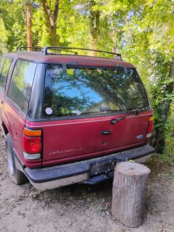 1995 Ford Explorer