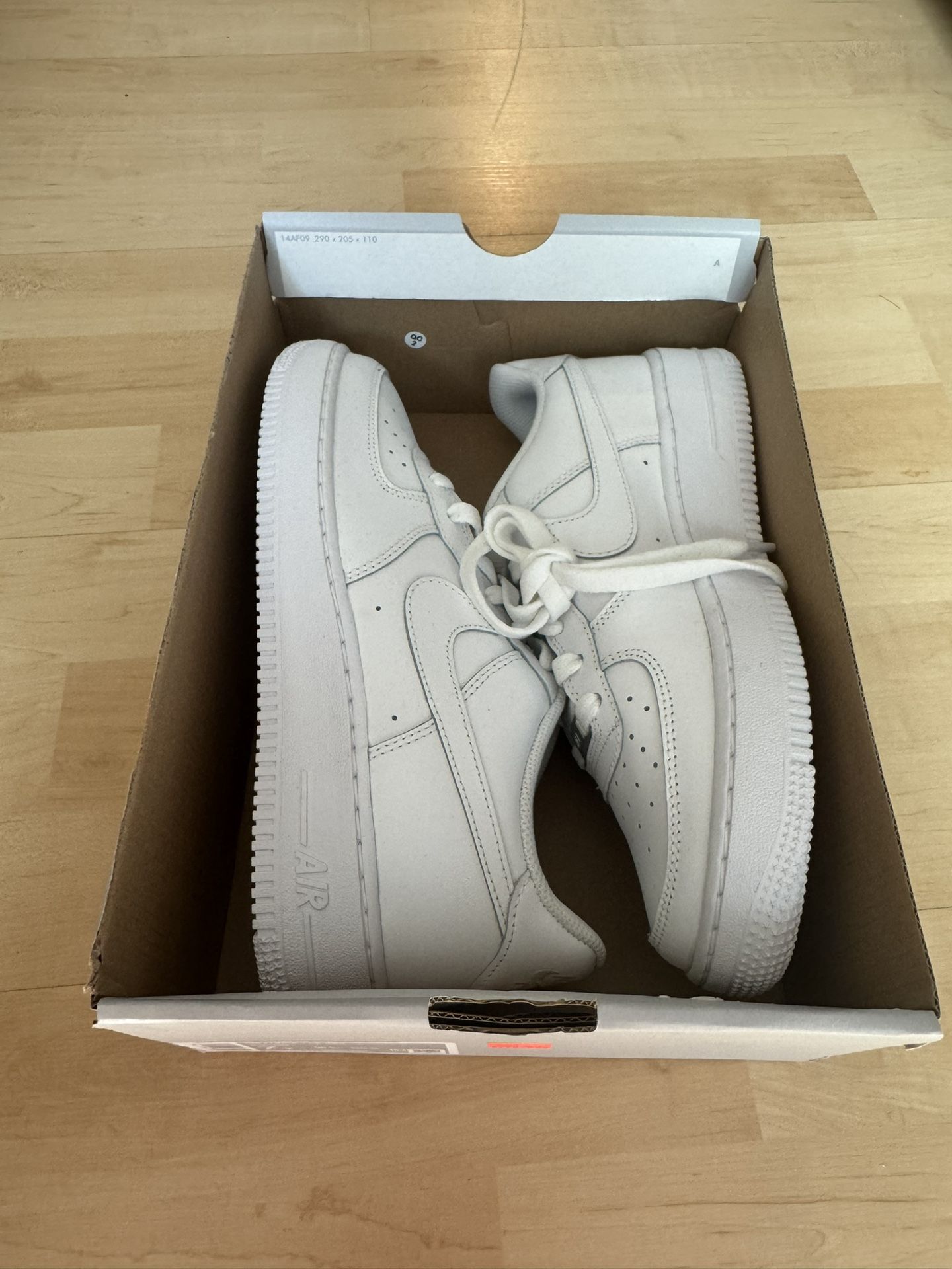 Nike Air Force 1 LE Triple White 7Y