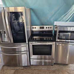 Stainless Steel Kitchen Appliances 