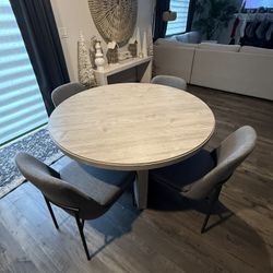 West elm Table And Chairs 