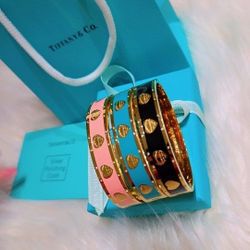 Tiffan_y Bangles 