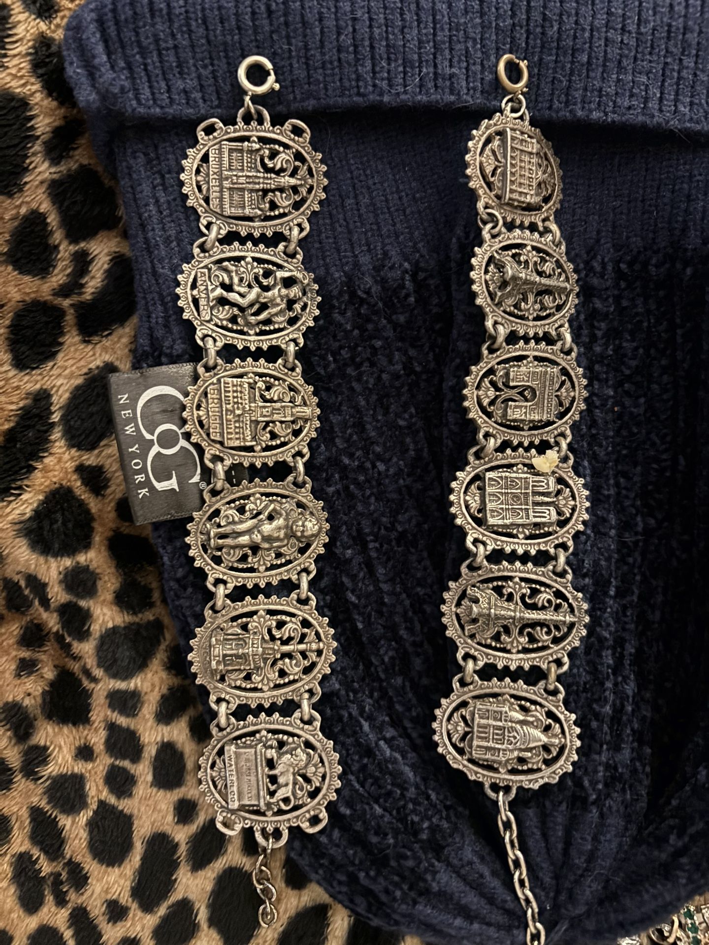 Silver Vintage Brackets