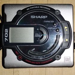 For Parts --  Sharp Portable Mini Disc Recorder With Working AC Adapter And Five Mini Discs