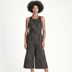 Brand New Woman’s Banana Republic brand Linen-Cotton Wide-Legged Cropped Leopard Print Brown and Black Jumpsuit Up For Sale