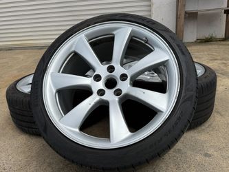 2021 TESLA MODEL 3 SPORT RIMS AND TIRES 19 INCH GOOD TIRES