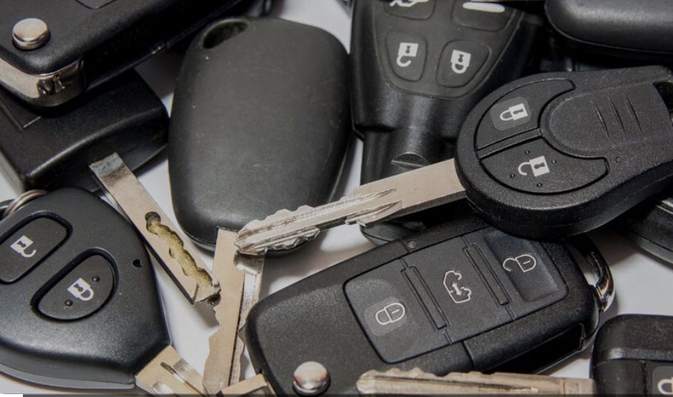 Llaves Para Carro / Car Keys