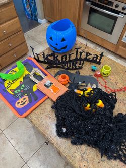 Halloween Decoration and Accessory Bundle