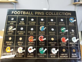 Football vintage pins