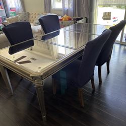 Regal Z Gallerie Original Mirrored Dining Table and Chairs