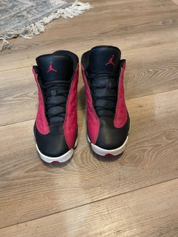 Michael Jordan retro 13’s red and black 7Y Michael Jordan retro 13’s red and black 7Y