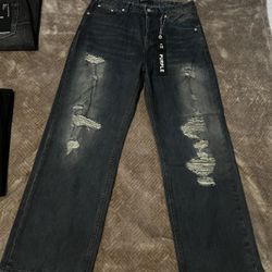 Dark Wash Purple Brand Jeans (32)