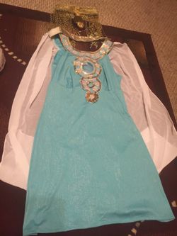 Costume
