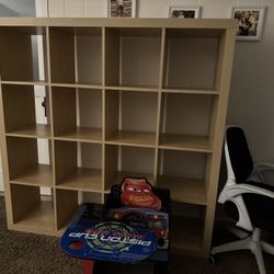 Shelf unit 16 Cube