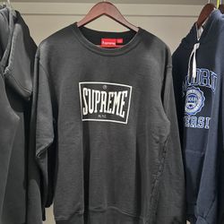 supreme crew neck