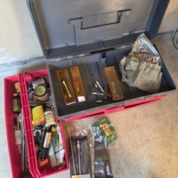 Tool Organizer mens cleaning supplies bundle 

Tool Box is missing clips for locking please see last pic's 
As is 