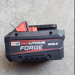 Milwaukee M18 18V Lithium-Ion REDLITHIUM FORGE XC 8.0 Ah Battery    Brand New