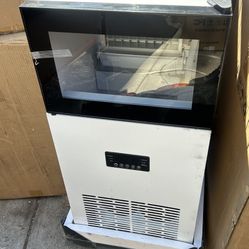 Brand New Commercial 120 Pound Icemaker Machine Worth 500