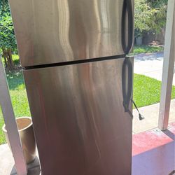 Frigidaire Refrigerator