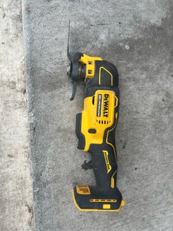 Dewalt oscillator saw