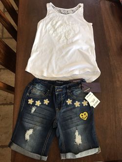 Girls shorts and tank top size 10