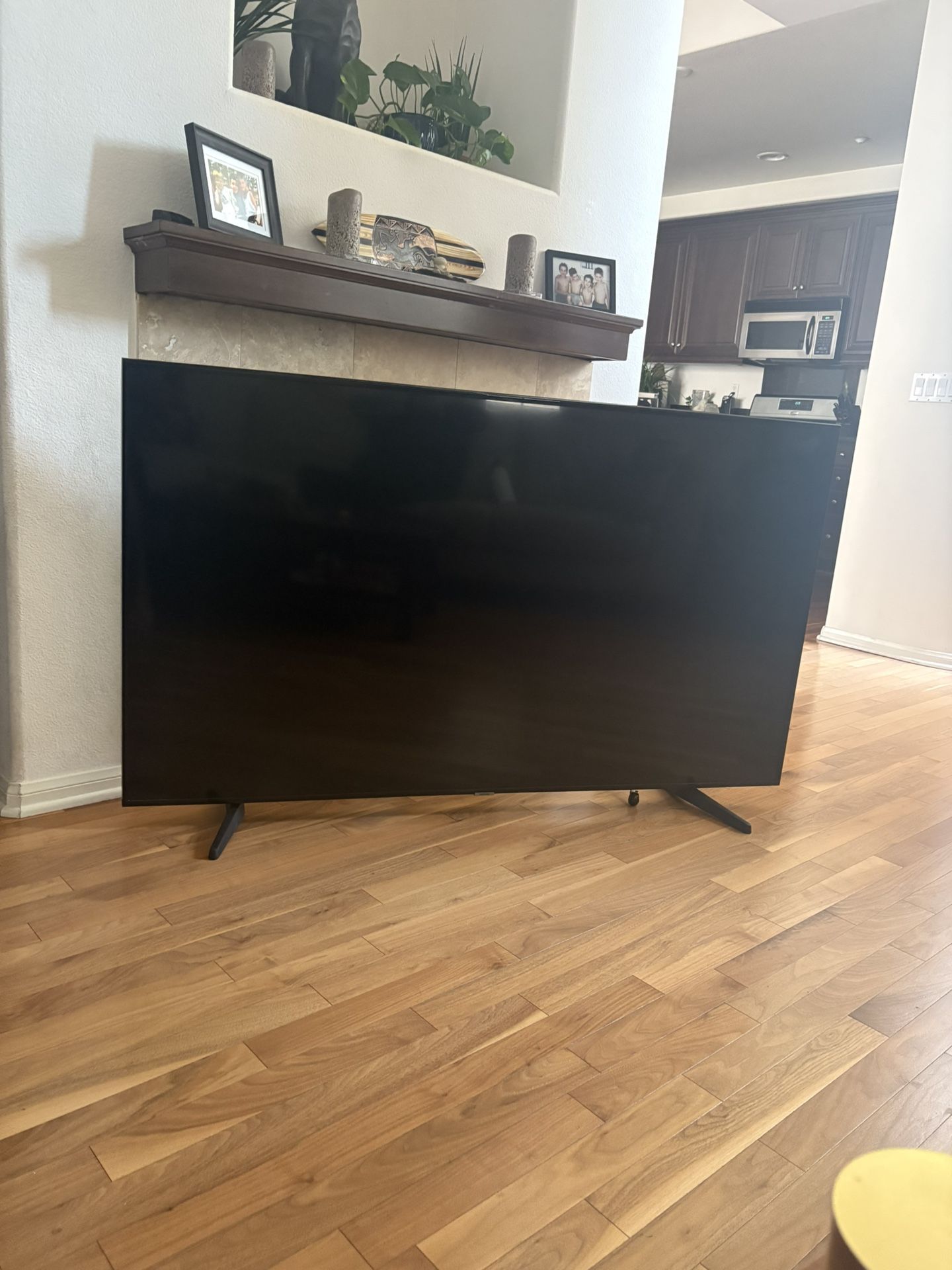 Samsung 65-inch 4K UHD Smart TV