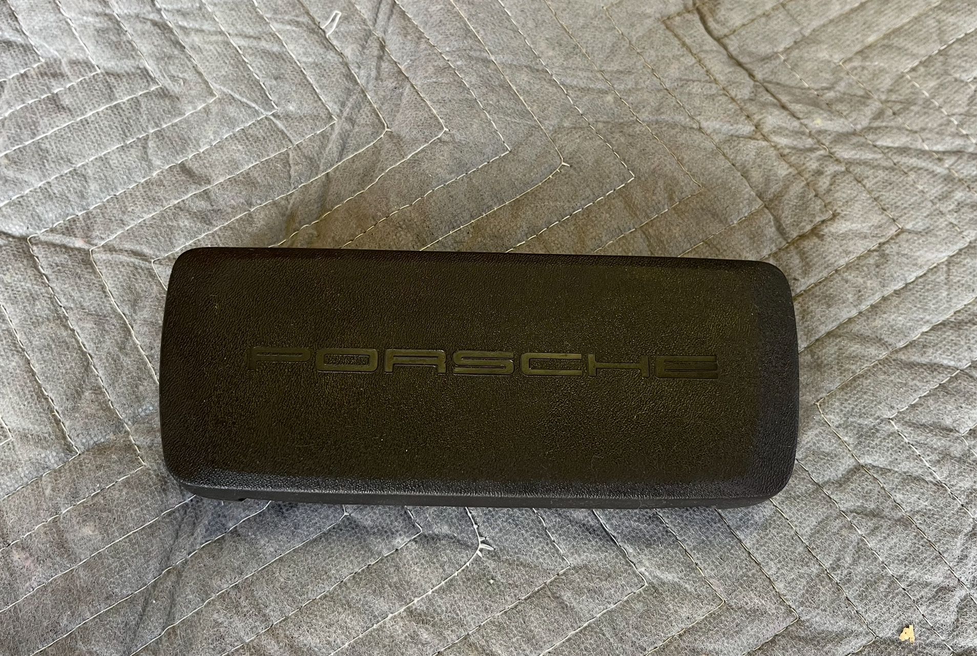 Porsche 928 Steering Wheel Horn Pad