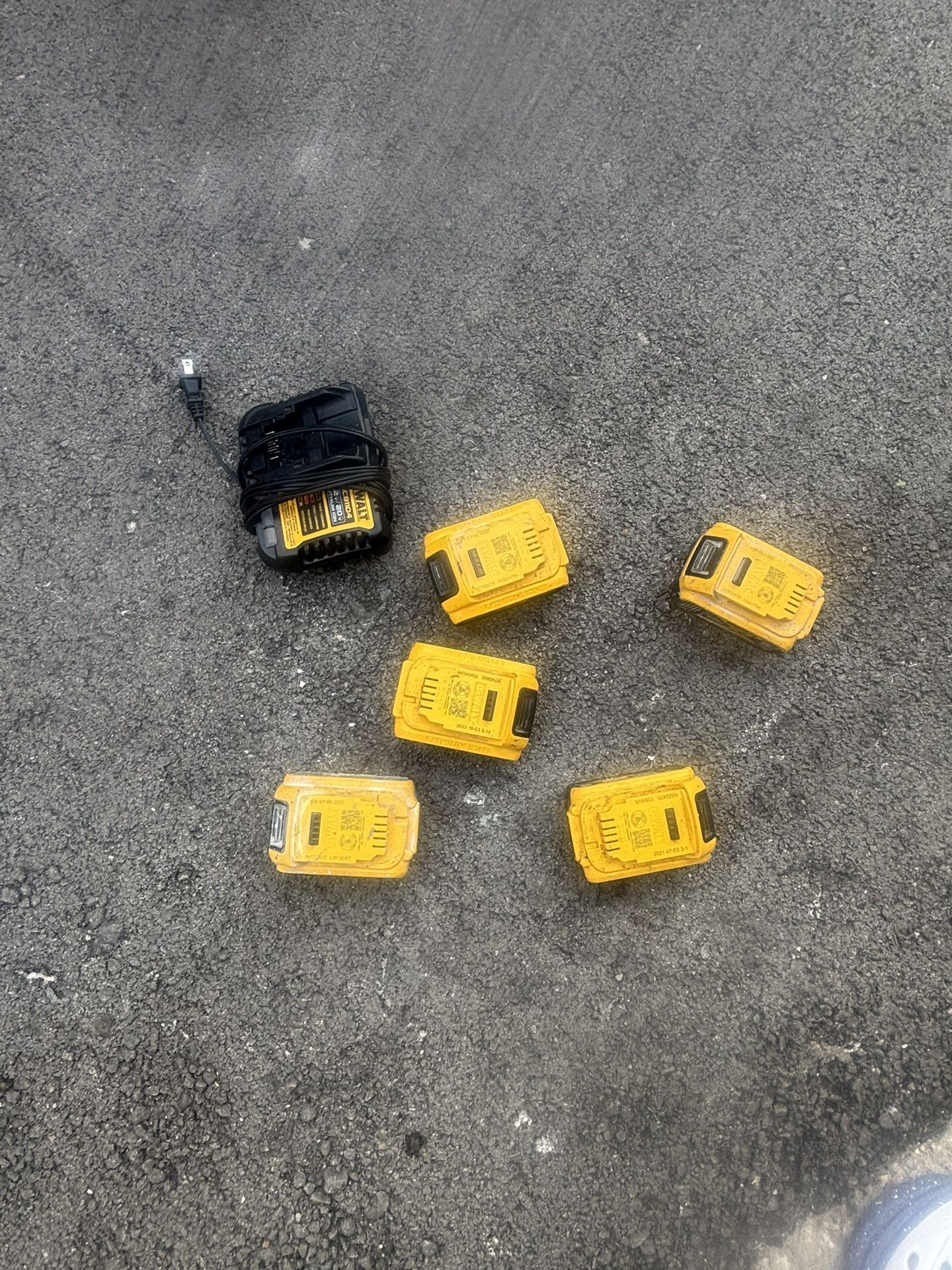 Vaterias Dewalt 5.