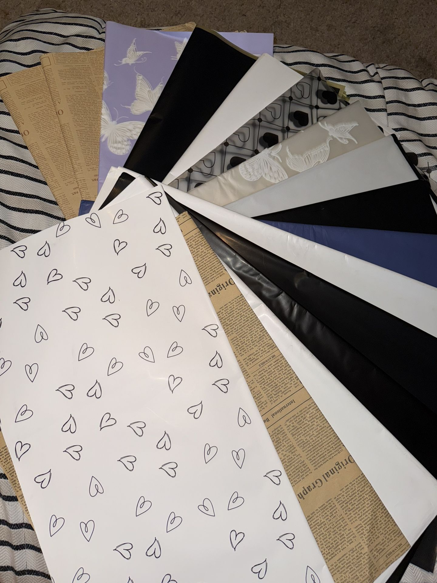 wrapping paper 