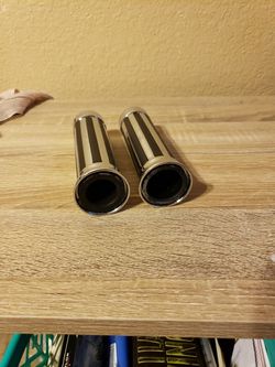 Motorcycle handlebar grips