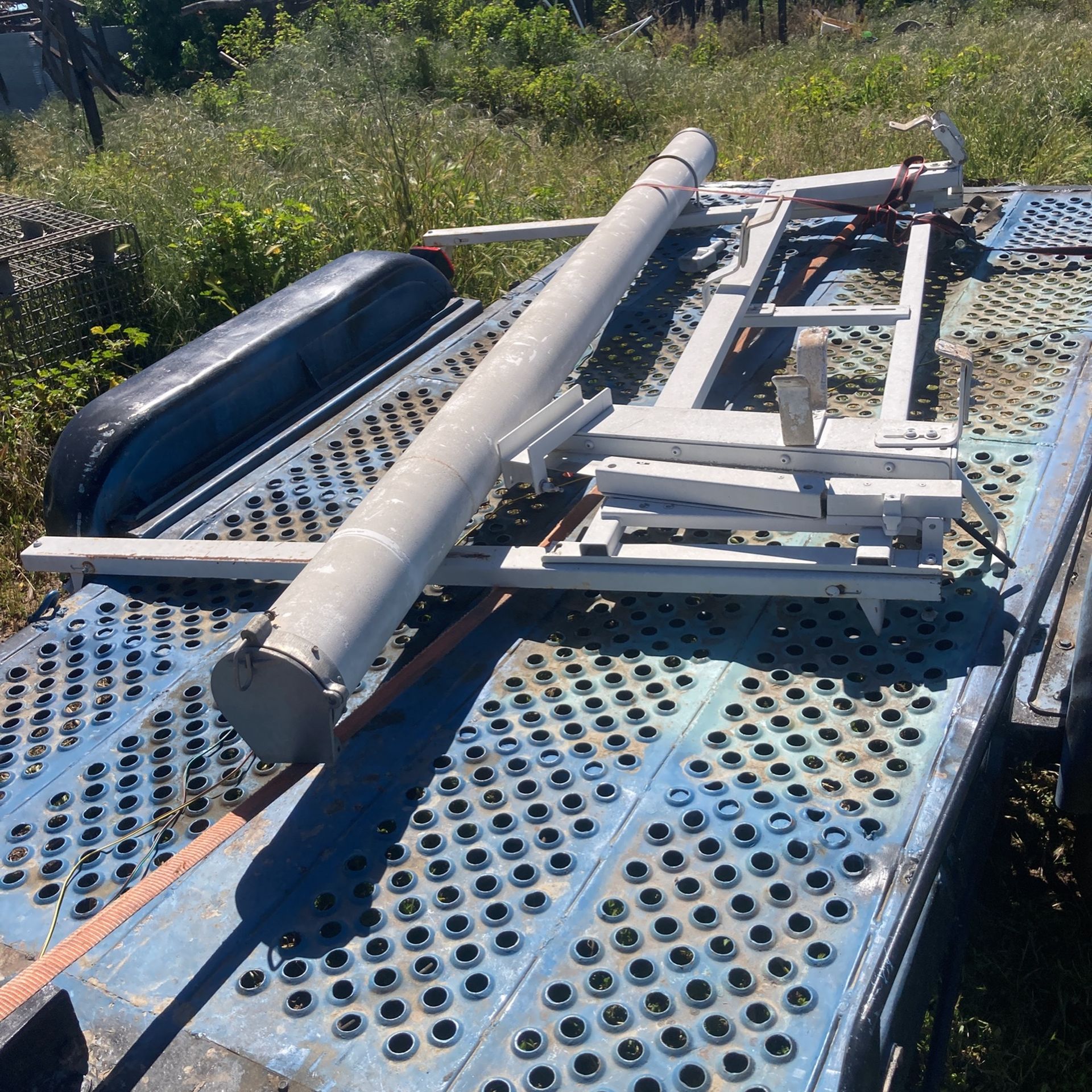 Drop down ladder rack with Storage Tub 