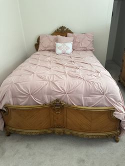 French Louis XV Antique Bedroom Set