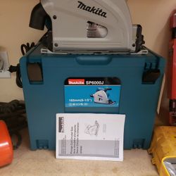 Makita Plunge Cut Circular Saw 6.5" SP6000J