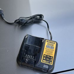 20v DEWALT  Charger 