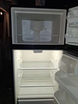 Refrigerator everything works great 100