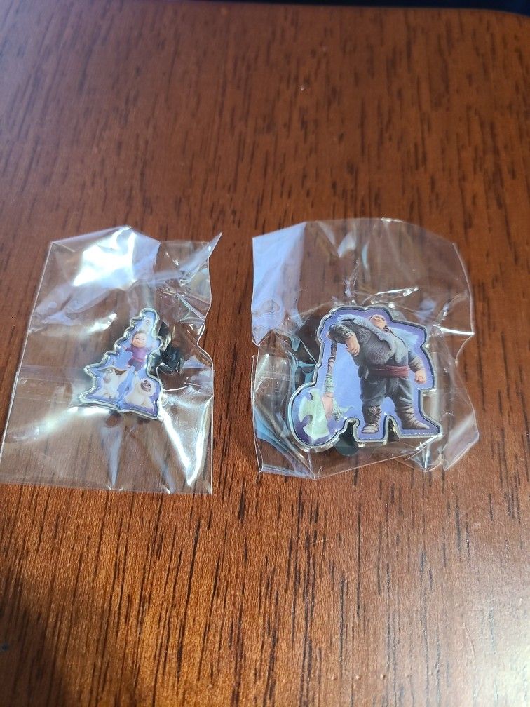 Disney Raya and the Last Dragon Member Pin Set Release #5/6 - Noi & Ongis / Tong