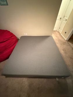 Tuft & Needle Mint King Mattress, Gray – Great Condition