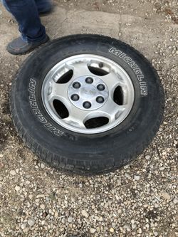 Set Of 4 Tires With Rims