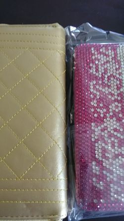 NEW: Trendy Wallets