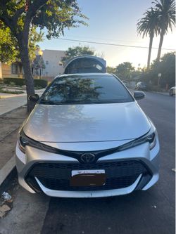 Toyota Corolla Hatchback SE 4D ( SALVAGE )