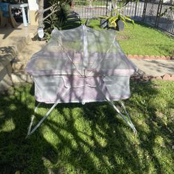 Cosco Vassinet (Brand New)