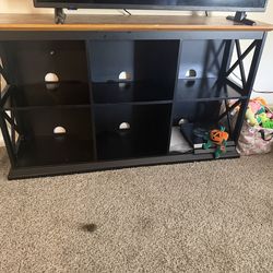 Entertainment center