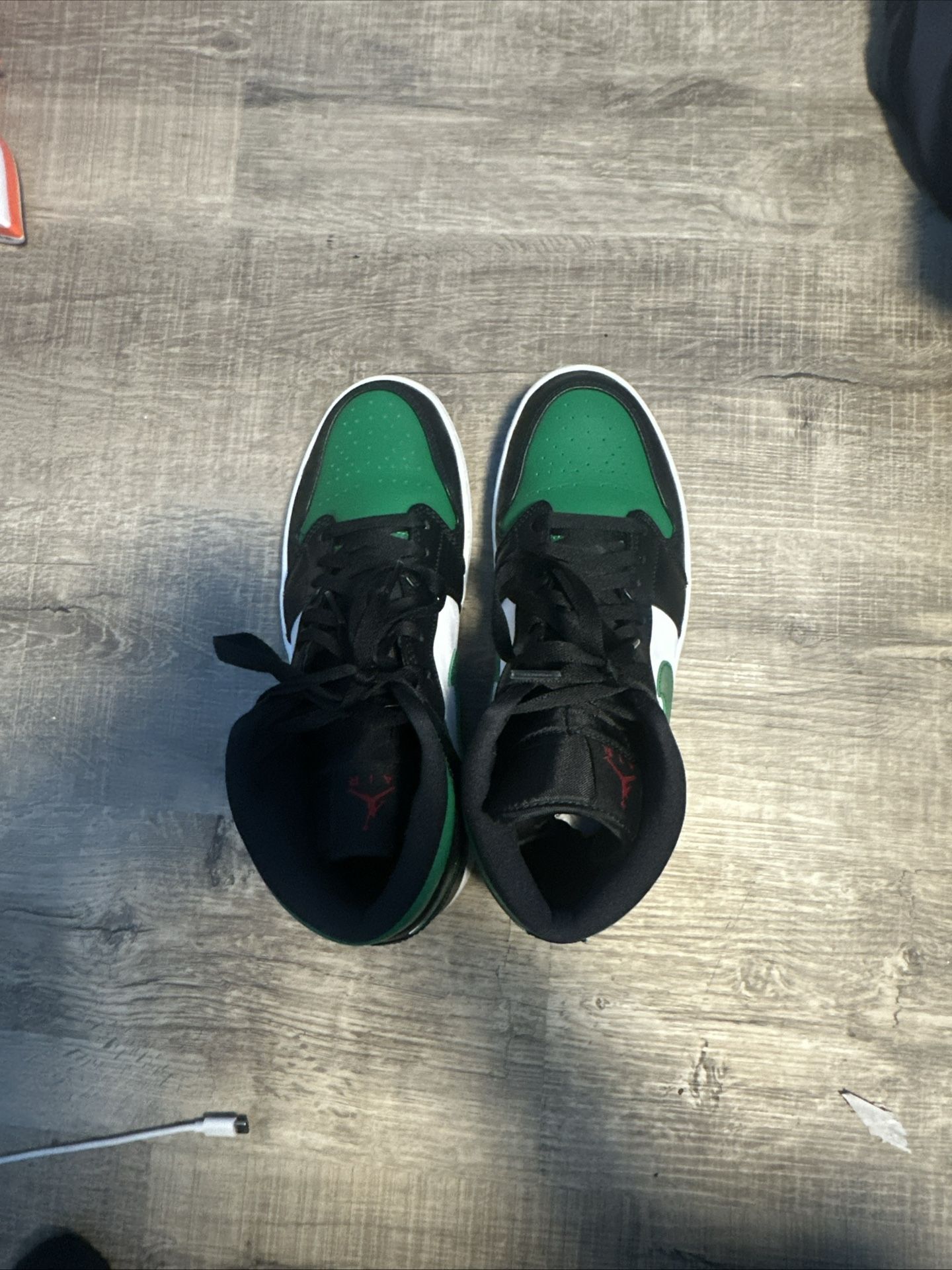 Air Jordan 1’s Mid Se Craft