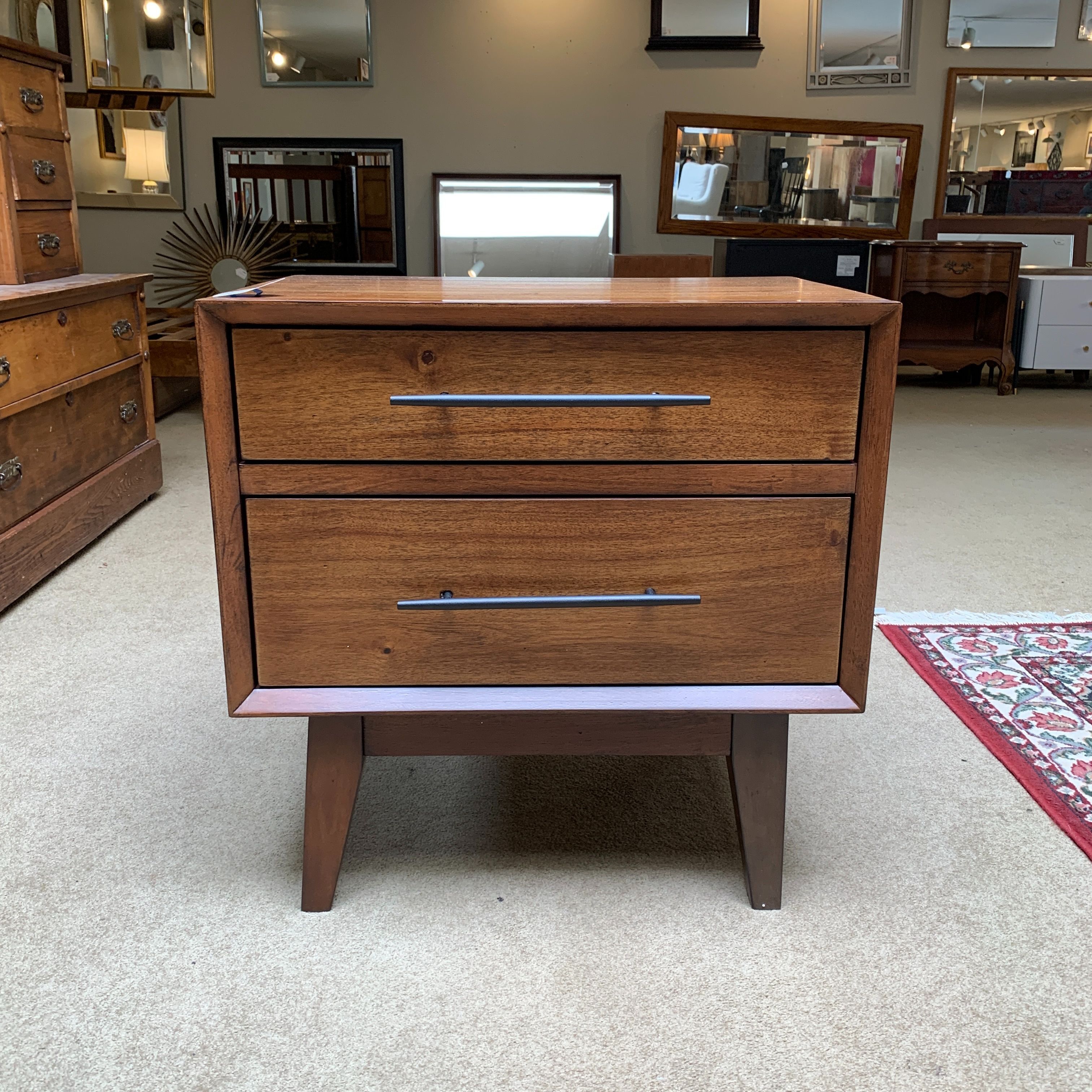 Hojen Nightstand