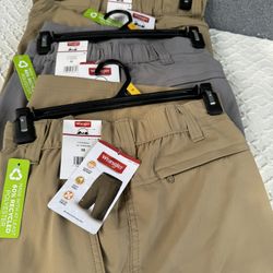 New Men’s Shorts Size 38 ( 2 Beige 1 Gray)